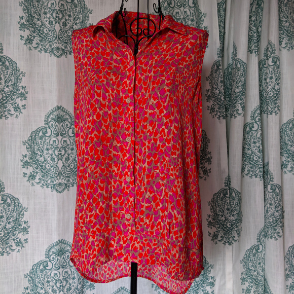 CAbi Tops - Cabi "Heartbreaker" sleeveless blouse size small